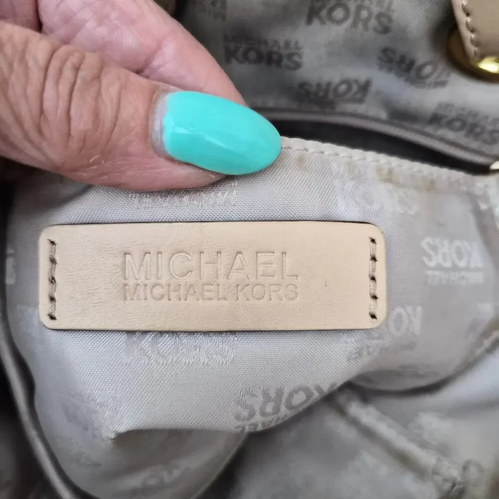 Michael Kors Voyager EW‎ Tote Leather Shoulder Bag
